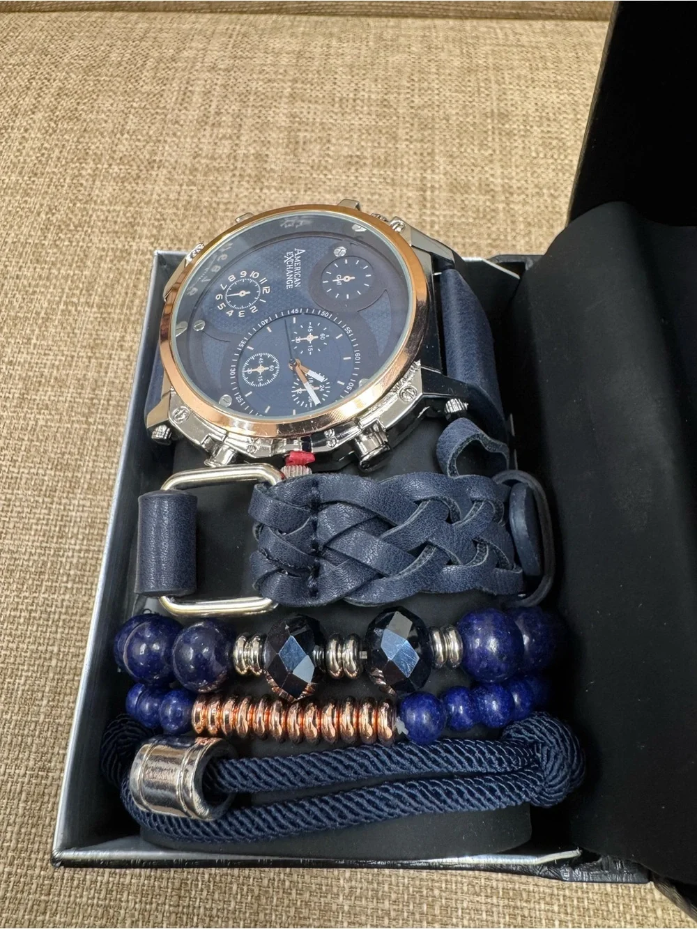 American Exchange Men’s Quartz Analog Blue Dial Leather Strap Watch Gift Set Box